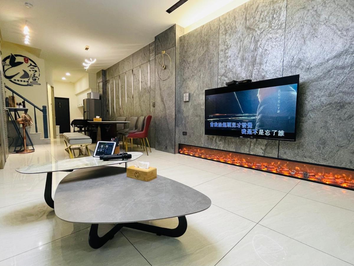 Six Seasons Inn - Qian He Tainan Esterno foto